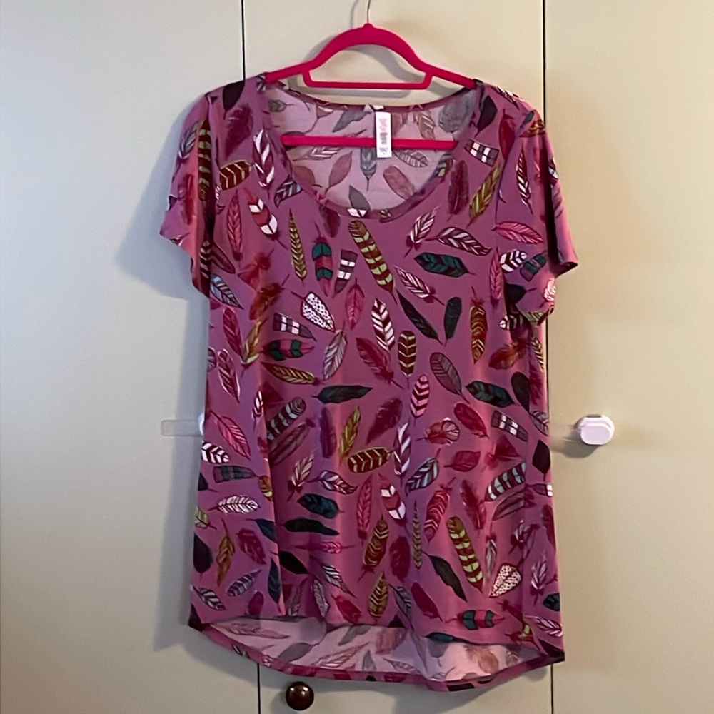 LulaRoe Classic T
